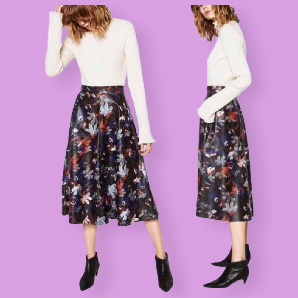 New ZARA faux leather skirt blogger fave floral
